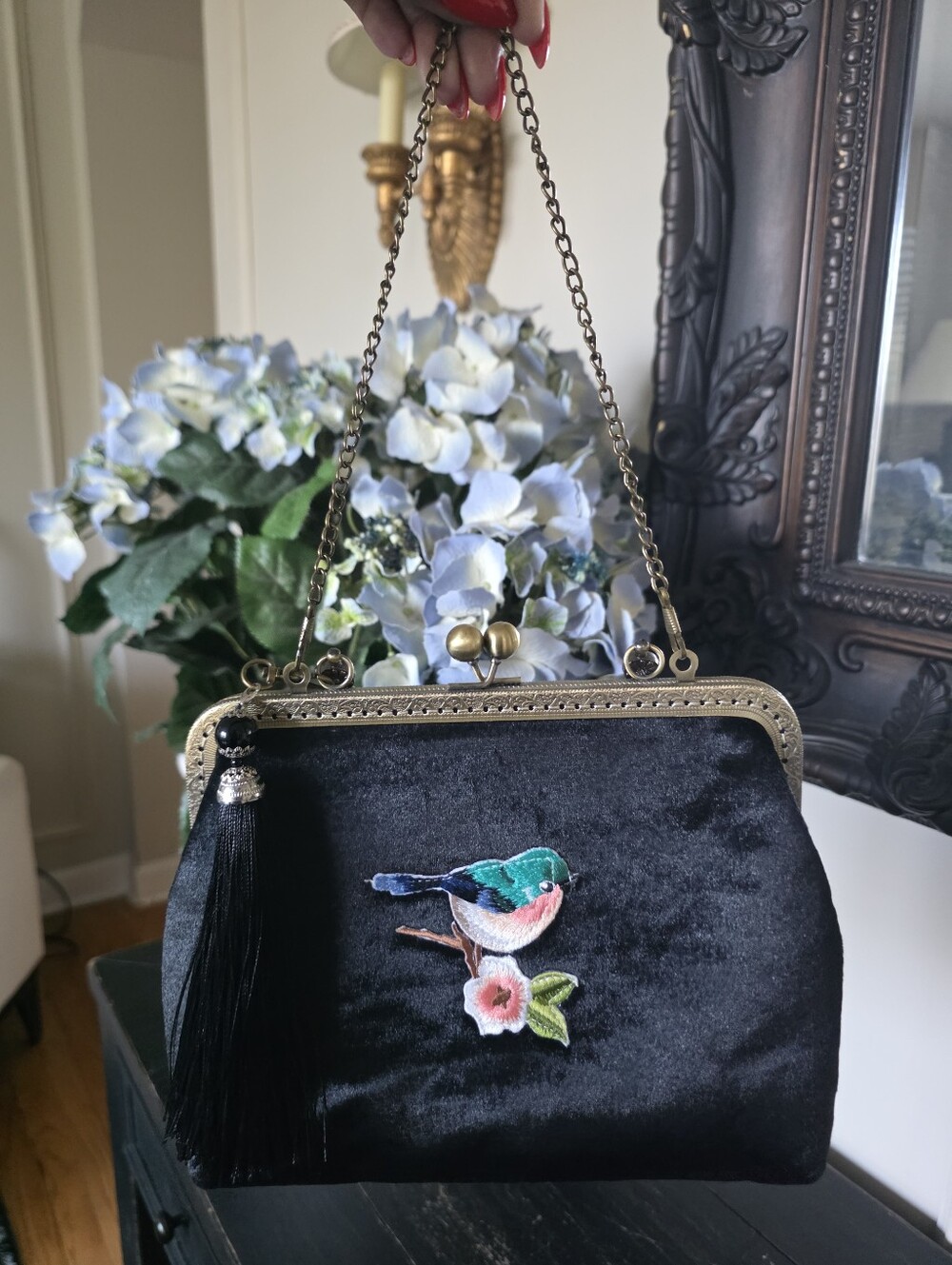Black Velour Kiss Lock Evening Bag Embroidered Bird Flower Motif 9x7.5 - Picture 8 of 9